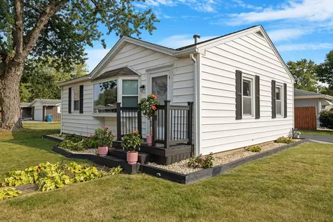 27 George St, Morris, IL 60450