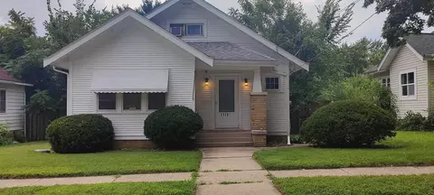 1113 16th St, Rockford, IL 61104