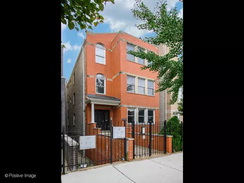 1329 N Mohawk St #3, Chicago, IL 60610