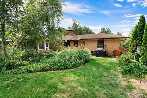 359 Wing Park Blvd, Elgin, IL 60123 photo 28