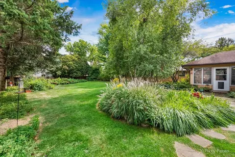 359 Wing Park Blvd, Elgin, IL 60123 photo 30