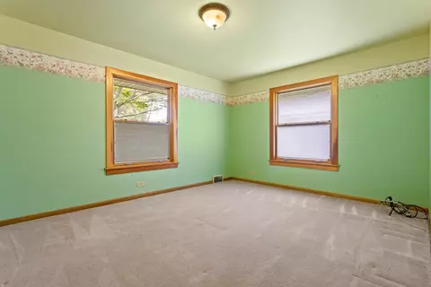 359 Wing Park Blvd, Elgin, IL 60123 photo 20