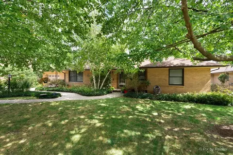 359 Wing Park Blvd, Elgin, IL 60123 photo 2