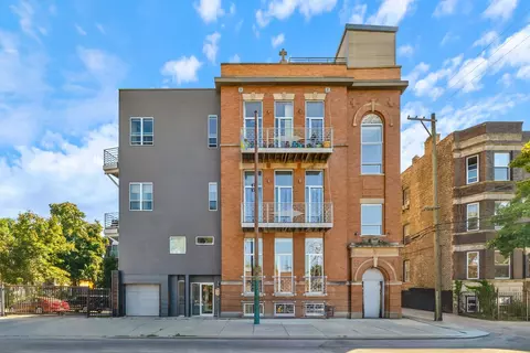 2411 W Walton St #1B, Chicago, IL 60622