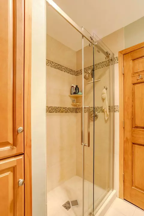 993 Longstreet Dr, Bartlett, IL 60103 photo 20