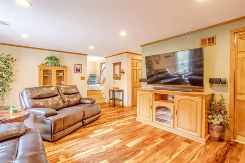 993 Longstreet Dr, Bartlett, IL 60103 photo 14