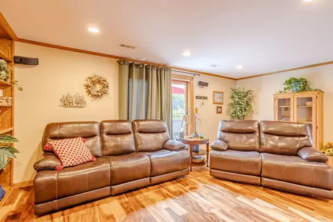 993 Longstreet Dr, Bartlett, IL 60103 photo 13