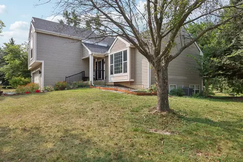 729 Crab Tree Ln, Bartlett, IL 60103 photo 4