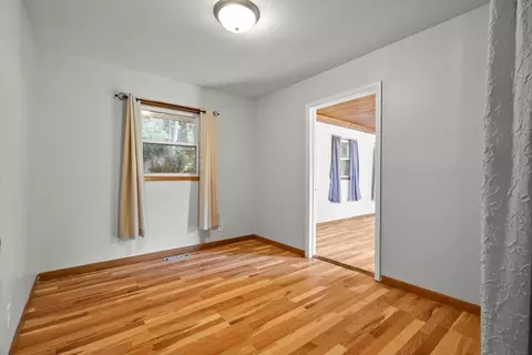 804 Gates St, Aurora, IL 60505 photo 9