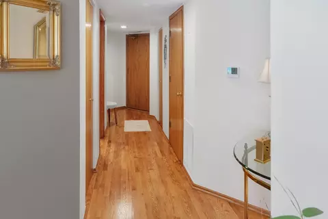 555 S River Rd #401, Des Plaines, IL 60016 photo 10