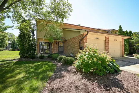 1086 Whitchurch Ct, Wheaton, IL 60189