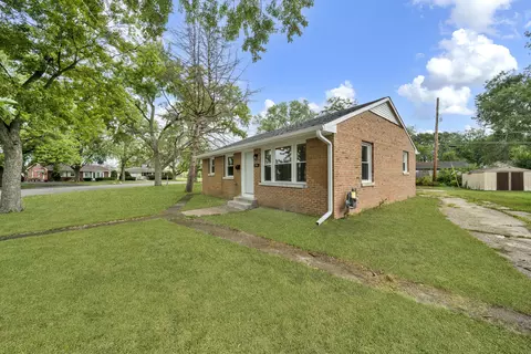 Exterior - 796 N Francine Dr, Kankakee, IL 60901 photo 3 of 8