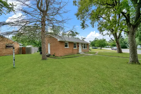 Exterior - 796 N Francine Dr, Kankakee, IL 60901 photo 4 of 8