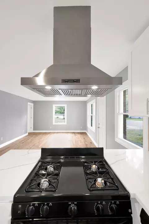 Kitchen - 796 N Francine Dr, Kankakee, IL 60901 photo 3 of 4