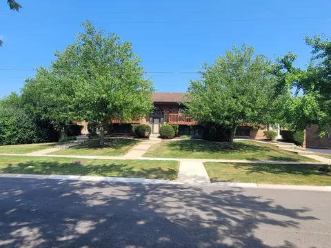 1103 Warner Ave, Lemont, IL 60439