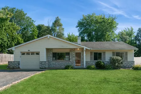 871 Bryn Mawr Ave, Bartlett, IL 60103