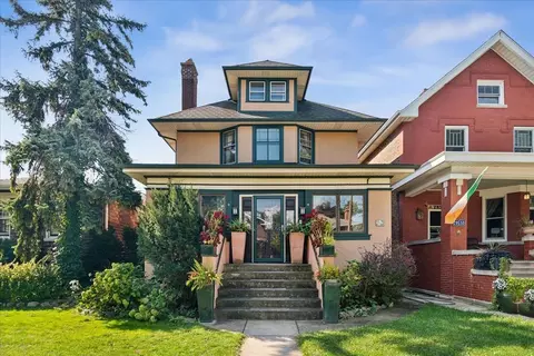 2849 W Wilson Ave, Chicago, IL 60625