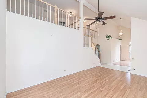 4715 Amber Cir, Hoffman Estates, IL 60192 photo 21