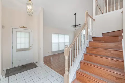 4715 Amber Cir, Hoffman Estates, IL 60192 photo 23