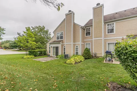 4715 Amber Cir, Hoffman Estates, IL 60192 photo 26