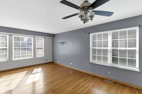 Living - 9683 Compton Dr, Huntley, IL 60142 photo 1 of 9
