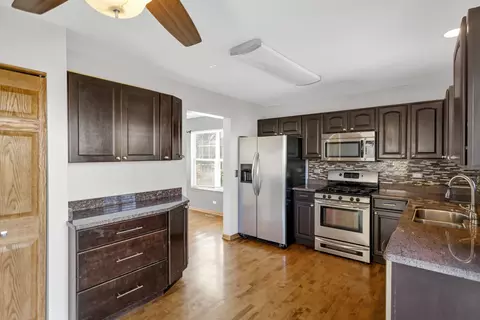 Kitchen - 9683 Compton Dr, Huntley, IL 60142 photo 1 of 2