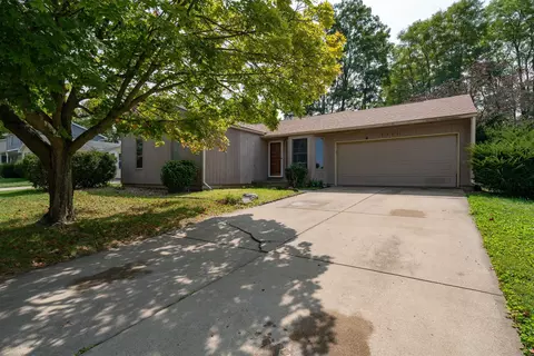 Exterior - 1311 Clover Ln, Normal, IL 61761 photo 2 of 6