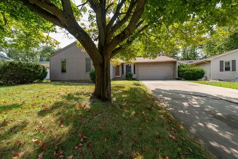 Exterior - 1311 Clover Ln, Normal, IL 61761 photo 3 of 6