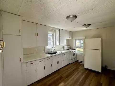 904 S 4th Ave, Kankakee, IL 60901 photo 2