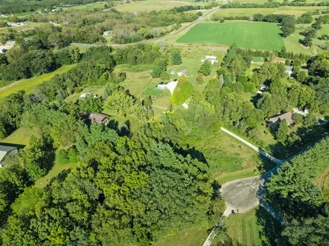 View/Area - 1982 Deer Meadows Rd, Secor, IL 61771 photo 2 of 11