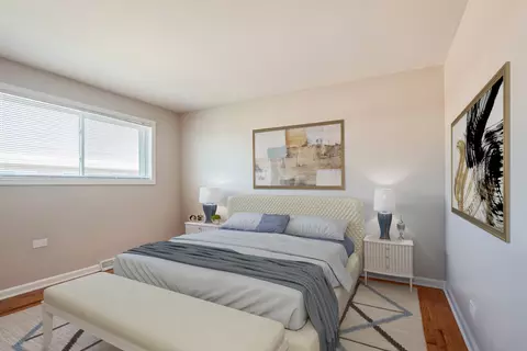 Bedroom - 8702 Gregory Ln #B, Des Plaines, IL 60016 photo 3 of 6