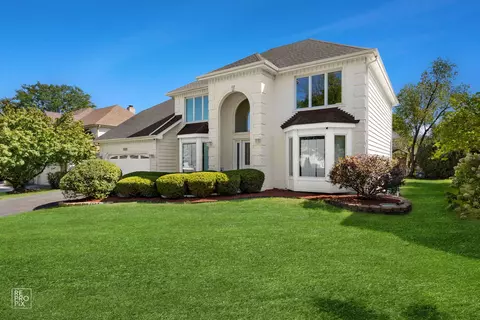 3508 Becket Ln, Naperville, IL 60564