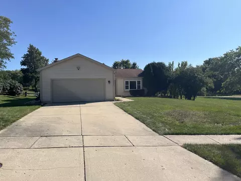 17341 W Huntington Cir, Grayslake, IL 60030