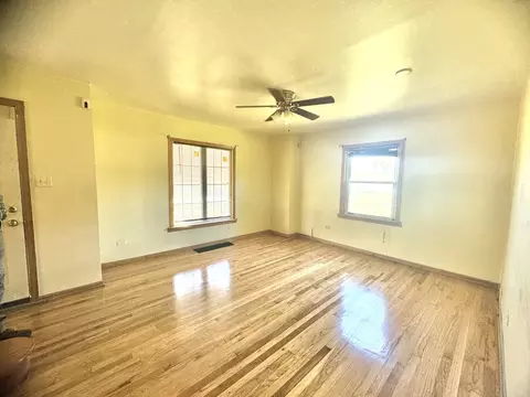Living - 103 E 151st St, Harvey, IL 60426 photo 2 of 5