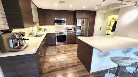 Kitchen - 1389 Perry St #402, Des Plaines, IL 60016 photo 2 of 7