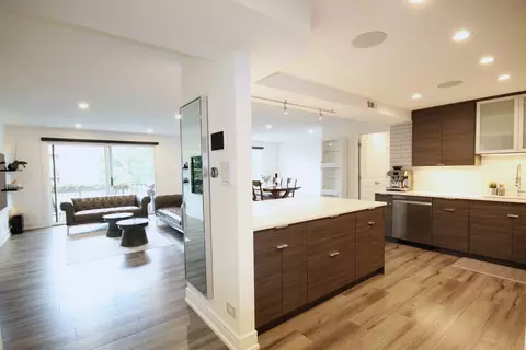 Kitchen - 1389 Perry St #402, Des Plaines, IL 60016 photo 1 of 7