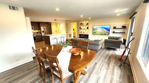 Dining - 1389 Perry St #402, Des Plaines, IL 60016 photo 1 of 1