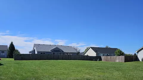 609 Betty St, Earlville, IL 60518