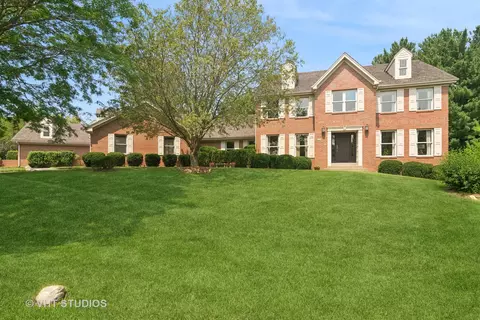 6229 Pine Tree Ct, Long Grove, IL 60047