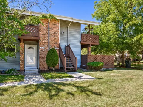 7912 164th Ct #7912, Tinley Park, IL 60477