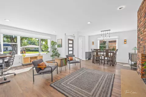 Other - 418 Kipling Ct, Wheaton, IL 60187 photo 1 of 12