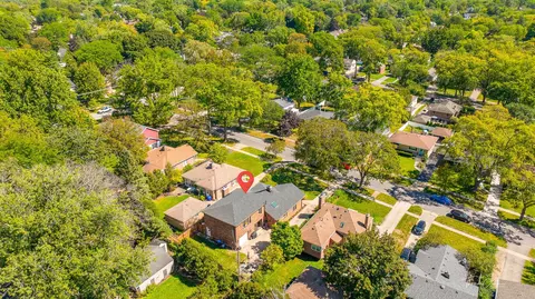 View/Area - 418 Kipling Ct, Wheaton, IL 60187 photo 5 of 9