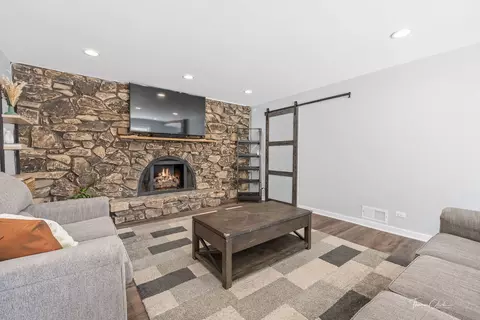 Other - 418 Kipling Ct, Wheaton, IL 60187 photo 6 of 12