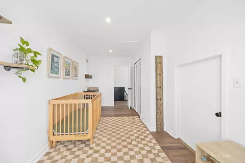 Entry Way - 418 Kipling Ct, Wheaton, IL 60187 photo 3 of 3