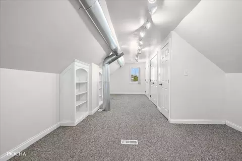 Entry Way - 7400 Beloit Ave, Bridgeview, IL 60455 photo 1 of 2