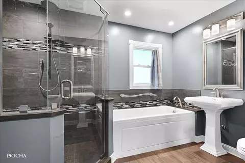 Bath - 7400 Beloit Ave, Bridgeview, IL 60455 photo 2 of 2
