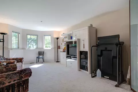 Other - 723 Prestwick Ln, Wheeling, IL 60090 photo 2 of 6
