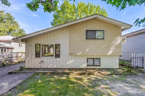 137 E Brown St, West Chicago, IL 60185