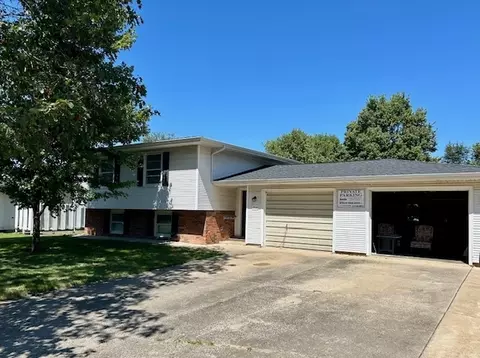 706 E Colorado Ave, Urbana, IL 61801