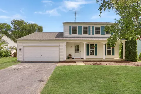 2070 Aronomink Cir, Elgin, IL 60123